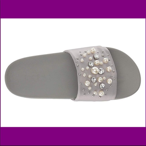 BEBE NEW IN ORIGINAL BOX! Slide into style HURRY - Picture 2 of 6